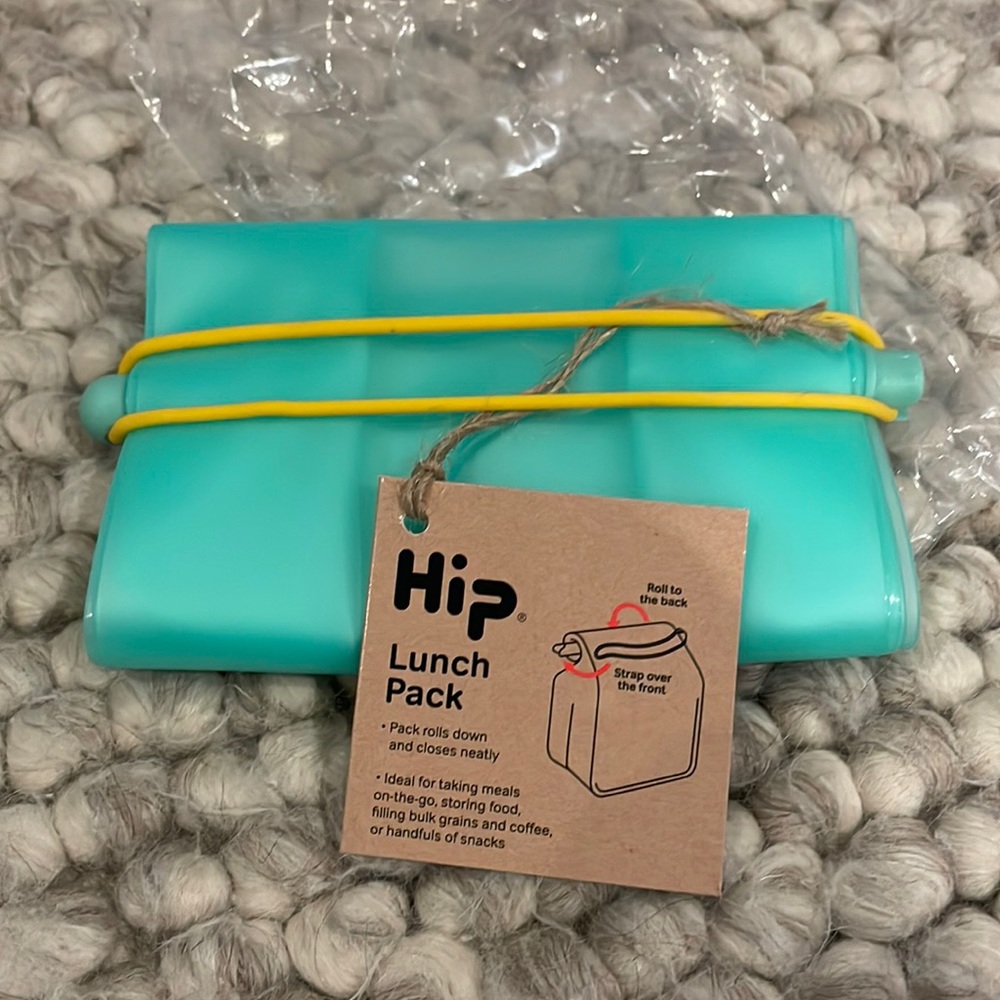 New HIP lunch pack, light weight. Fits in purse - Picture 1 of 3